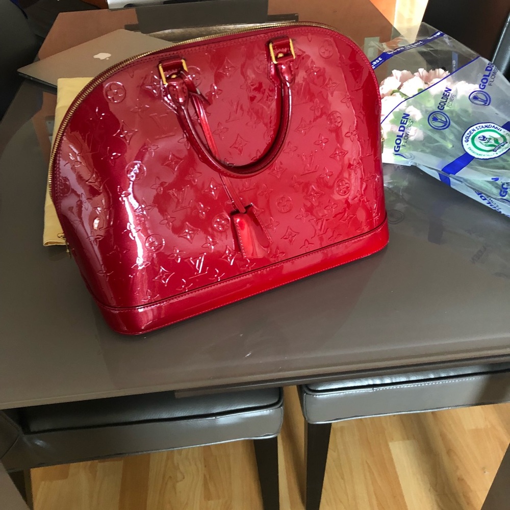 Handbag